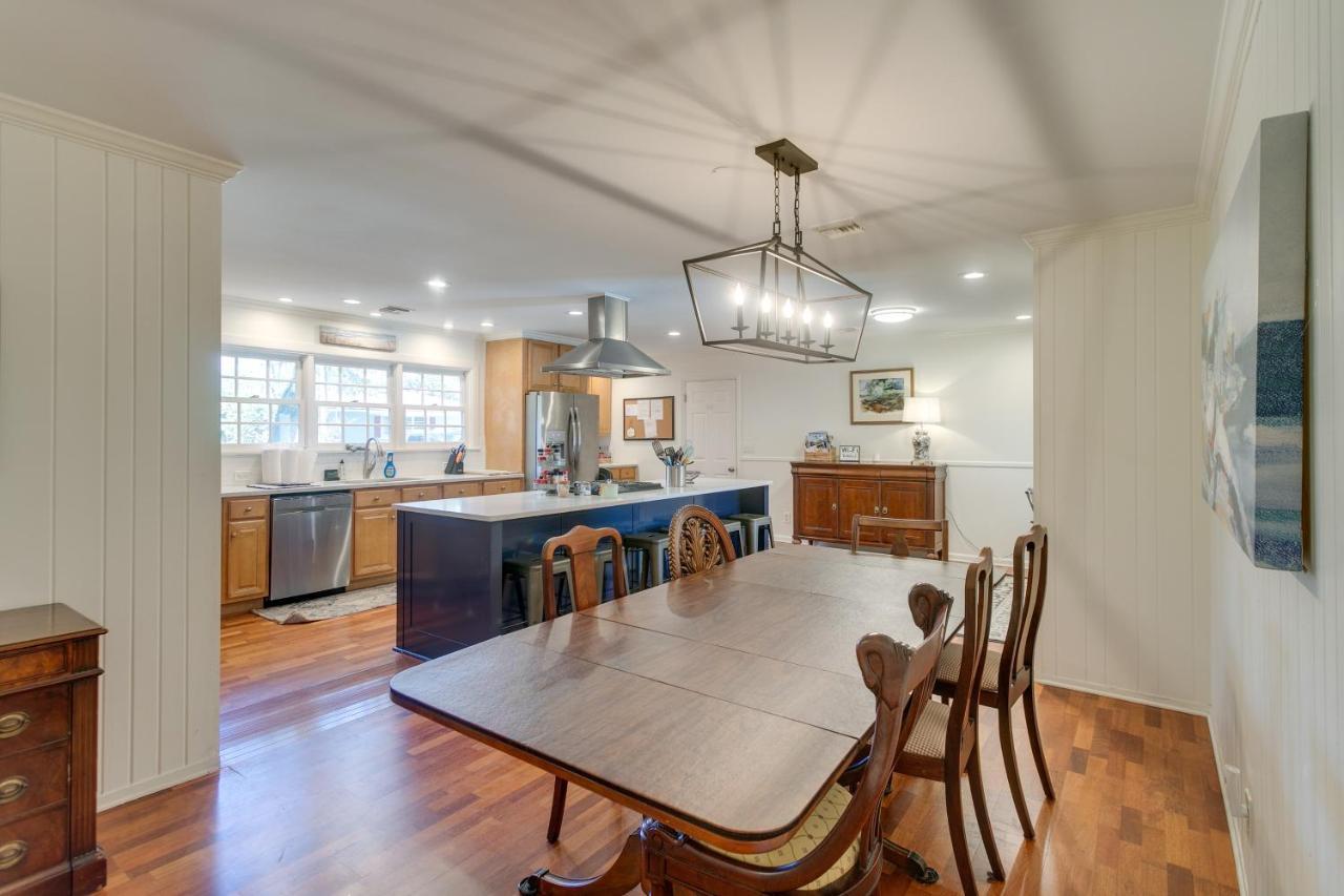 Spacious St Simons Island Vacation Rental With Pool! St. Simons Island ภายนอก รูปภาพ