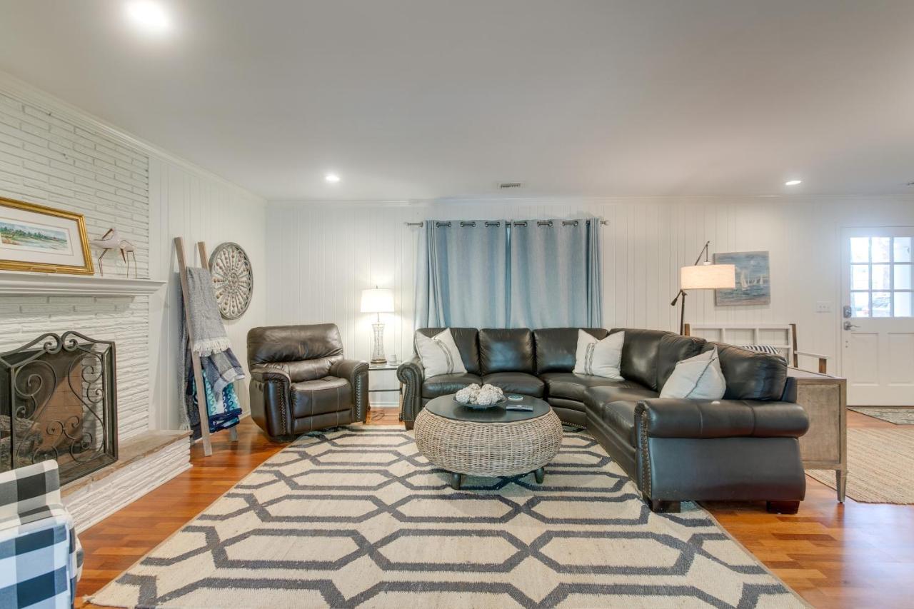 Spacious St Simons Island Vacation Rental With Pool! St. Simons Island ภายนอก รูปภาพ