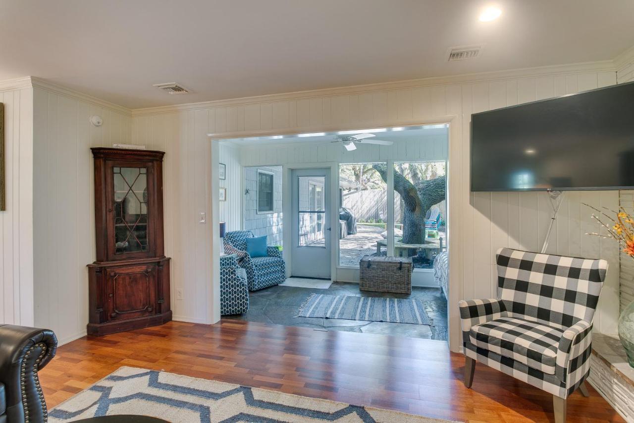 Spacious St Simons Island Vacation Rental With Pool! St. Simons Island ภายนอก รูปภาพ