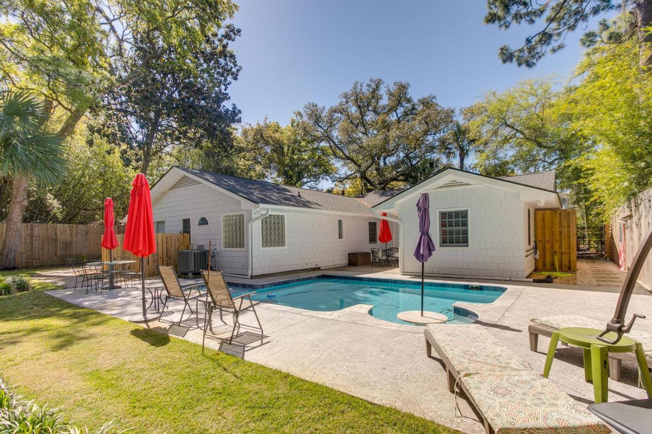 Spacious St Simons Island Vacation Rental With Pool! St. Simons Island ภายนอก รูปภาพ